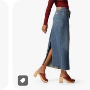 Signature by Levi blue denim midi skirt size 14 NEW COASTAL